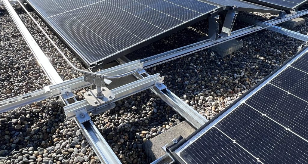 Seilsicherungssystem auf Solarfeld